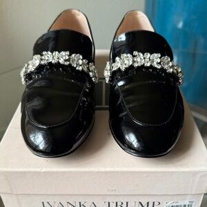 IVANKA TRUMP Warren Black Patent Leather Crystal Vamp Loafers = US7M